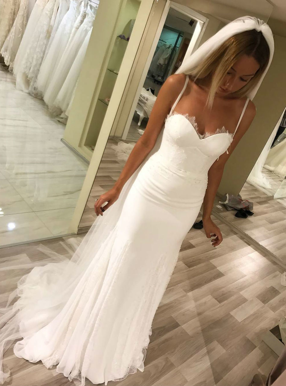 simple mermaid wedding gown
