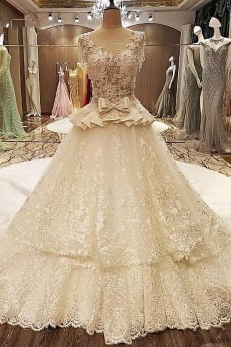 2018 Luxury Gold Appliques Prom Dress,Lace Ball Gown,Quainceanera Dress with Bowknot