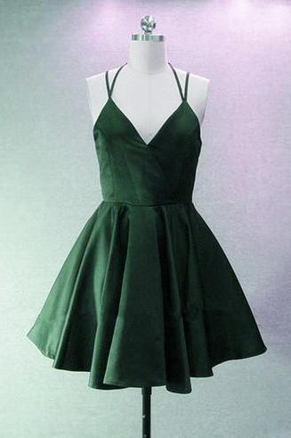 Green Halter V-neckline Short Junior Party Dress, Homecoming Dress